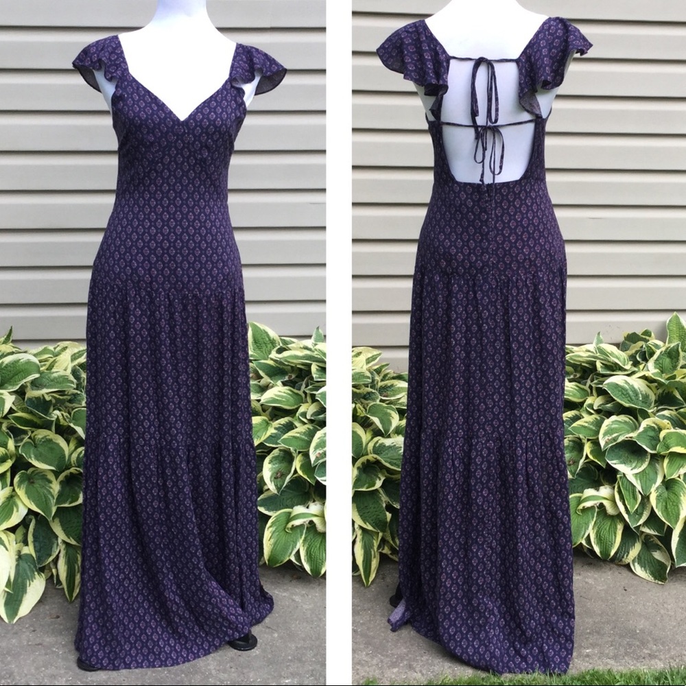 NWT GB Gianni Bini Navy Tie Back Maxi Dress